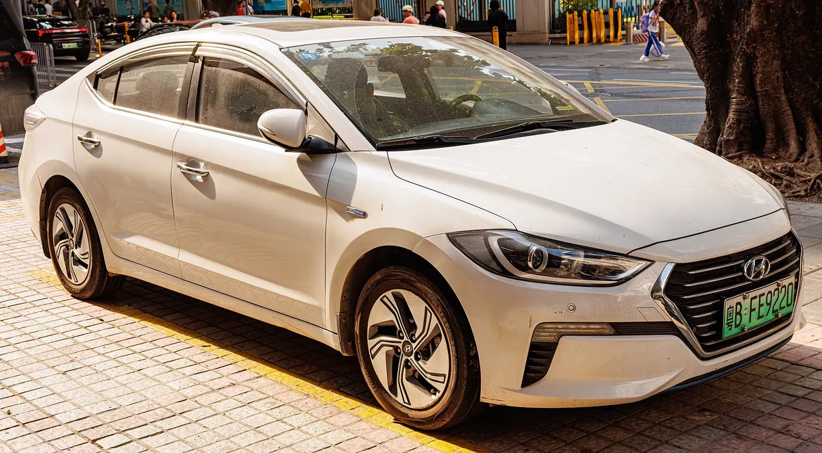Hyundai Elantra (2017–2020)