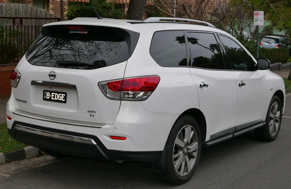 Nissan Pathfinder (2013–2016)