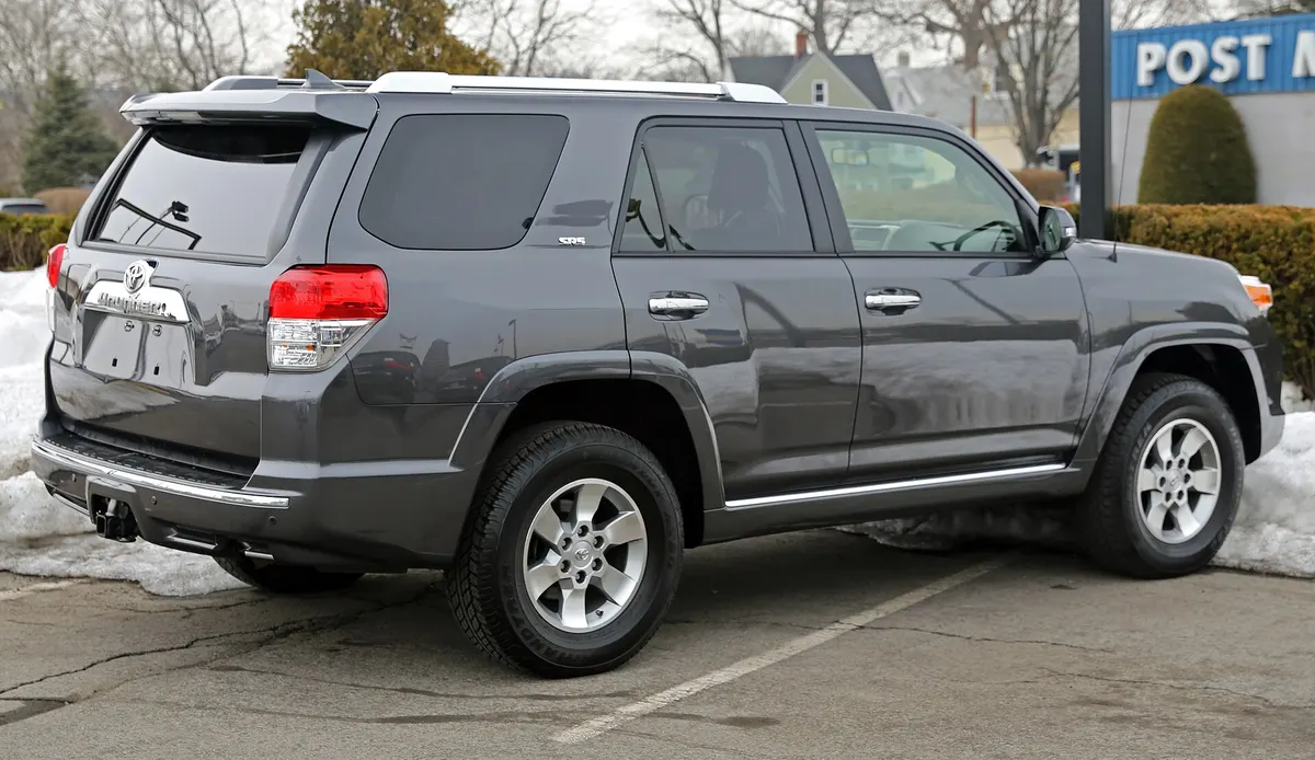 Toyota 4Runner (2010–2024)