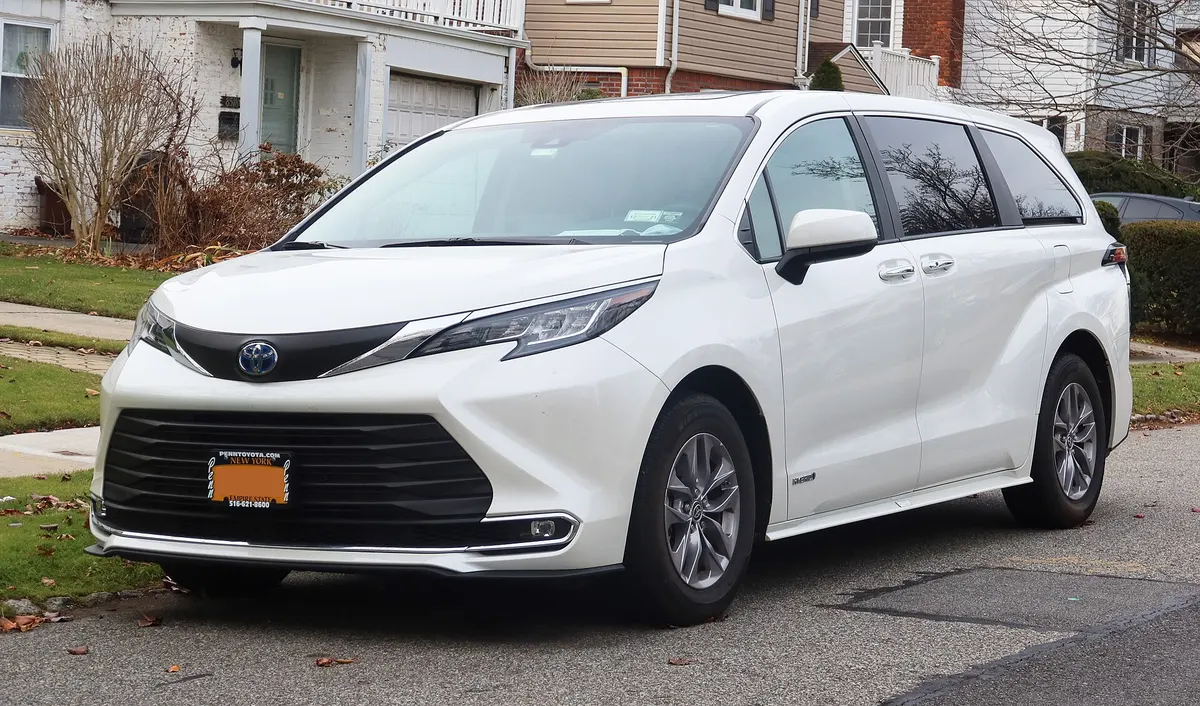 Toyota Sienna (2021–2026)